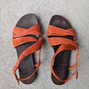 Cole Haan Ruched Leather Sandals Sz 8
